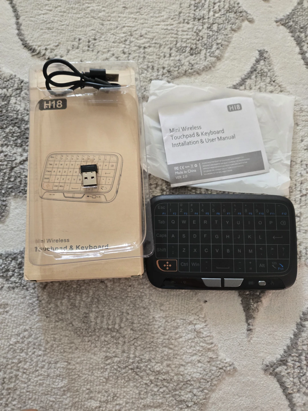 H18 Mini Wireless Touchpad & Keyboard - photo 2