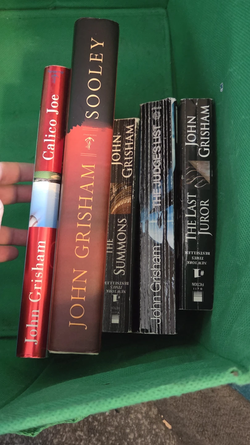 Collection of Books - Sandra Brown & More - photo 3