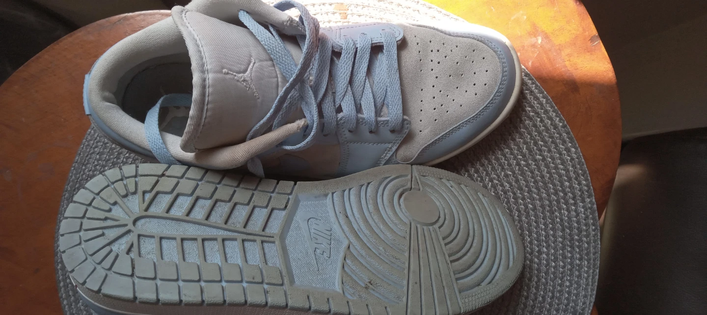 Jordan 1 Mid SE - photo 3