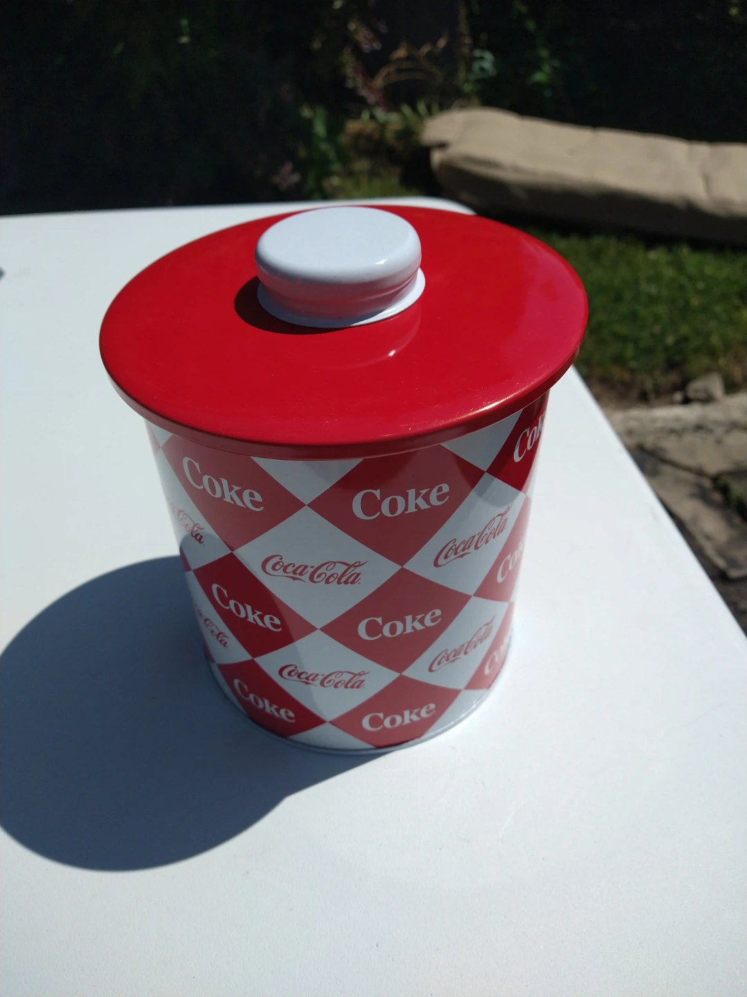 Coca-Cola Red and White Diamond Pattern Tin