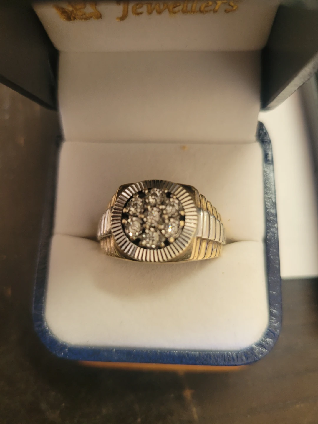 Diamond Cluster Rolex .25ct 10k Gold Ring - photo 3