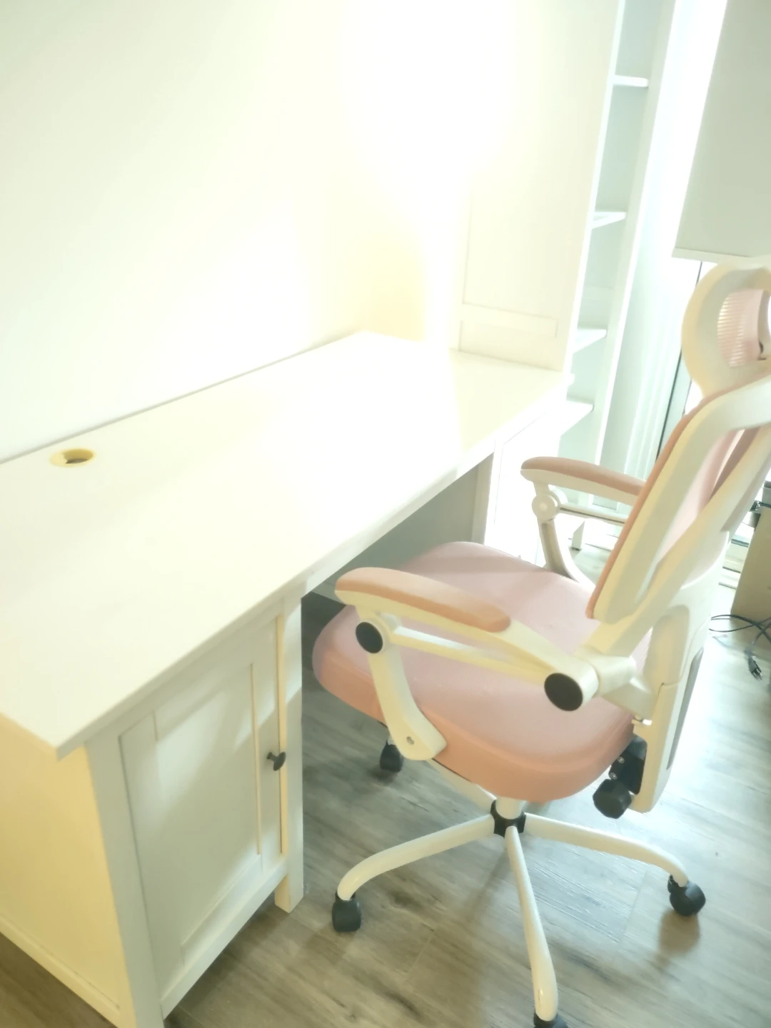 Pink Ergonomic Office Chair - photo 4