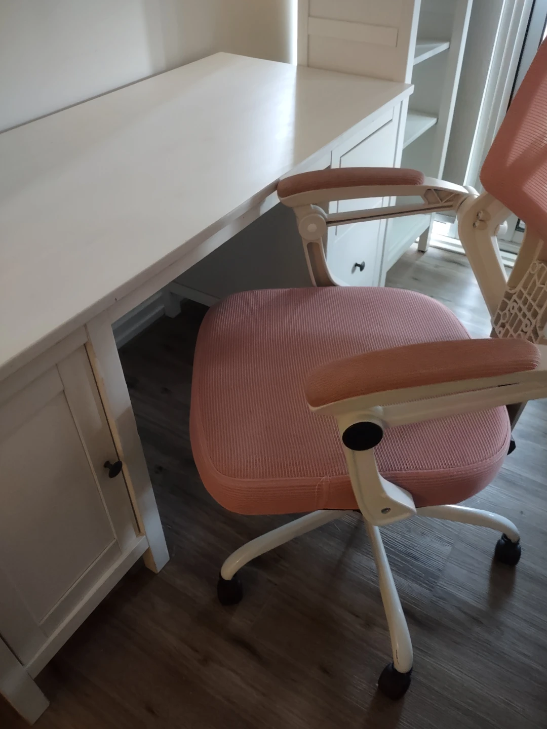 Pink Ergonomic Office Chair
