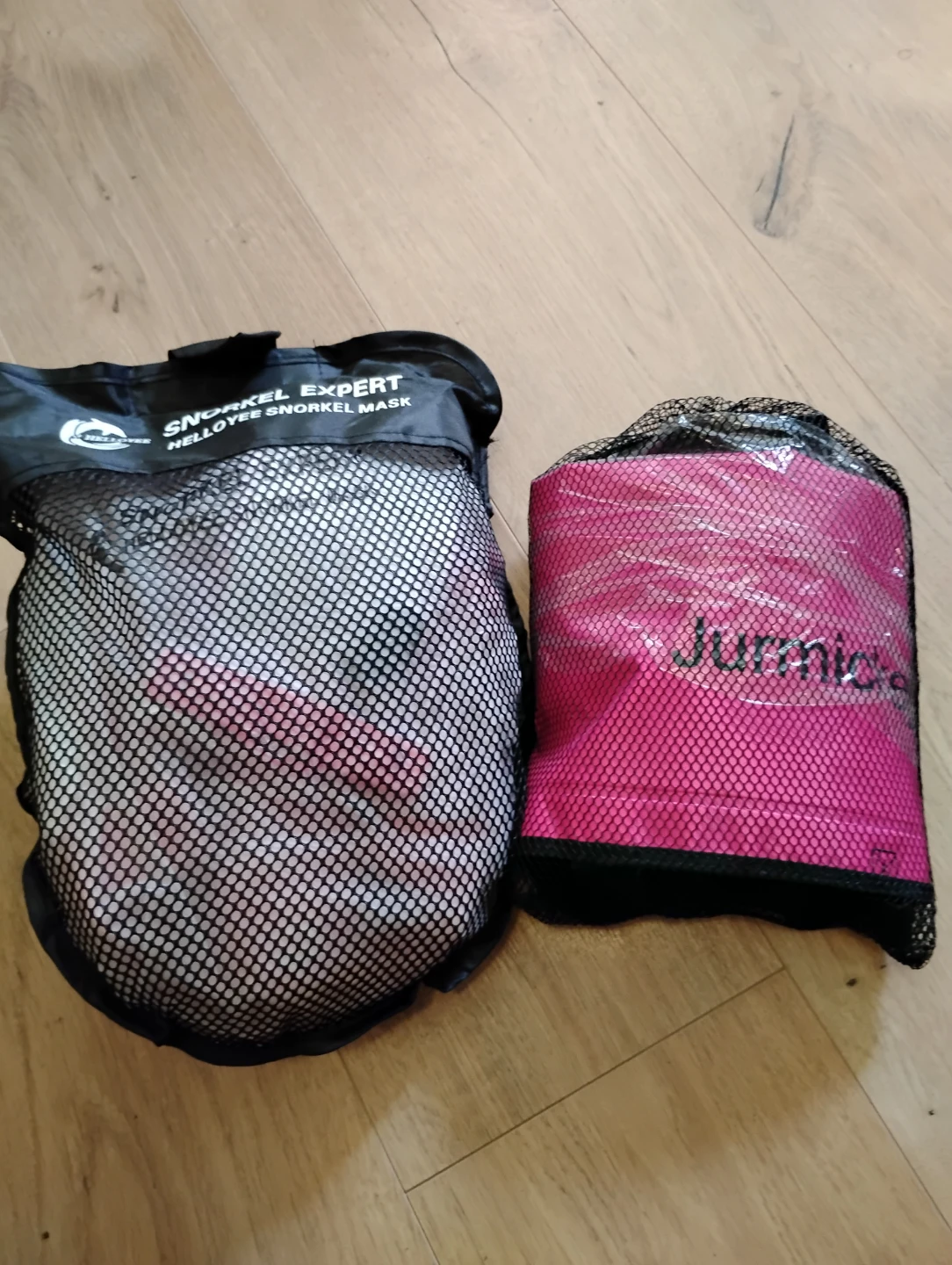Pink Kids Snorkel Mask Set with Mesh Bag and Waterproof Pouch - photo 5