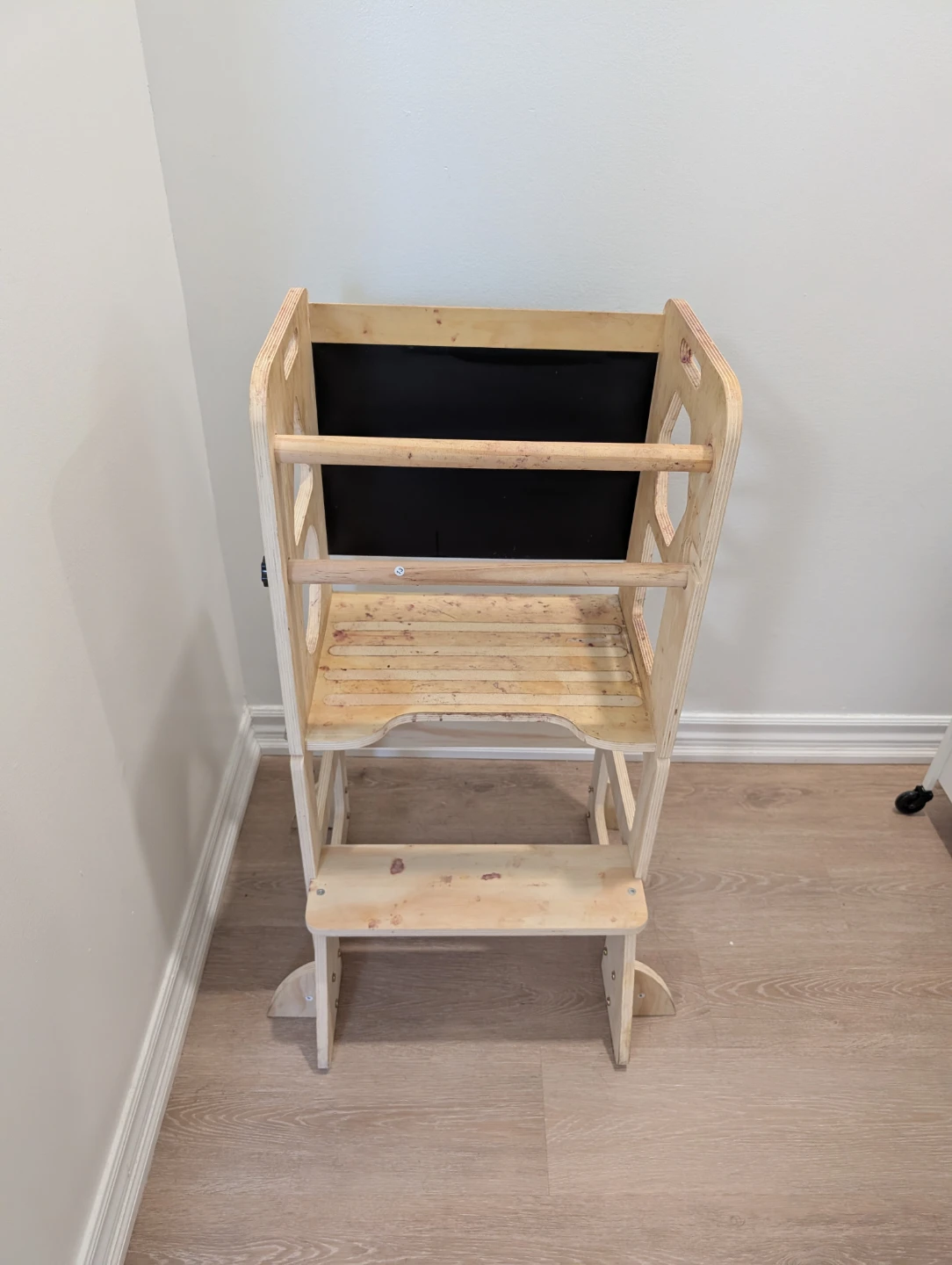 Wooden Learning Tower with Chalkboard - photo 2