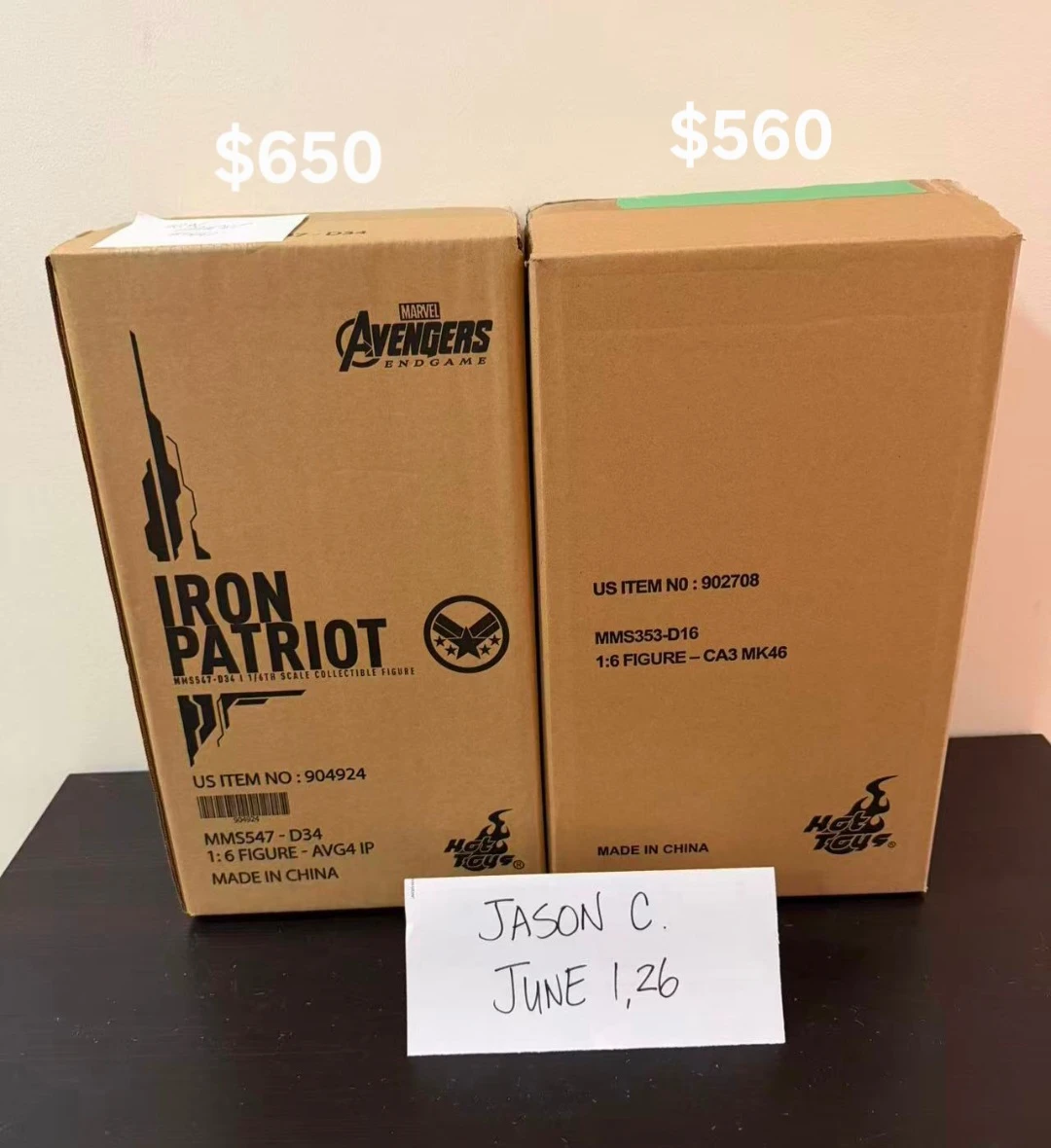 Hot Toys 1/6th Scale Collectible Figure