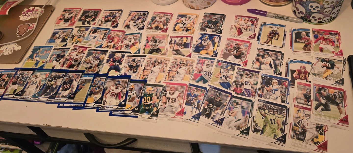 Collection of NFL Football Cards - photo 3
