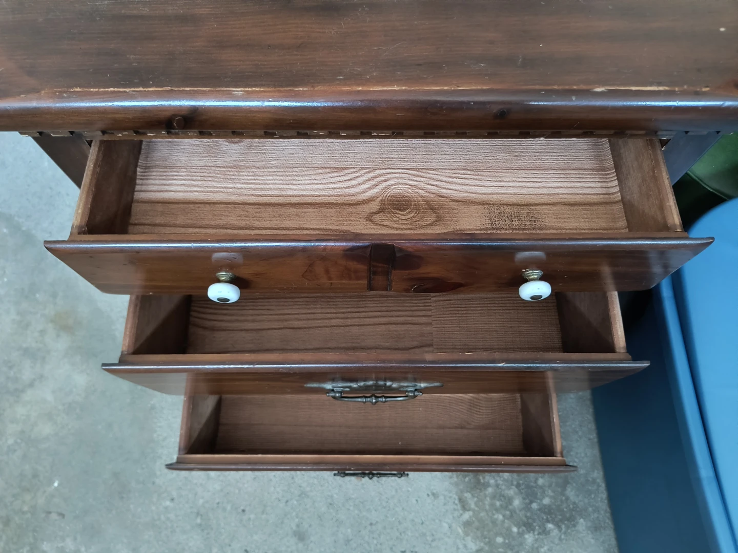 Wooden 4-Drawer Dresser - photo 4