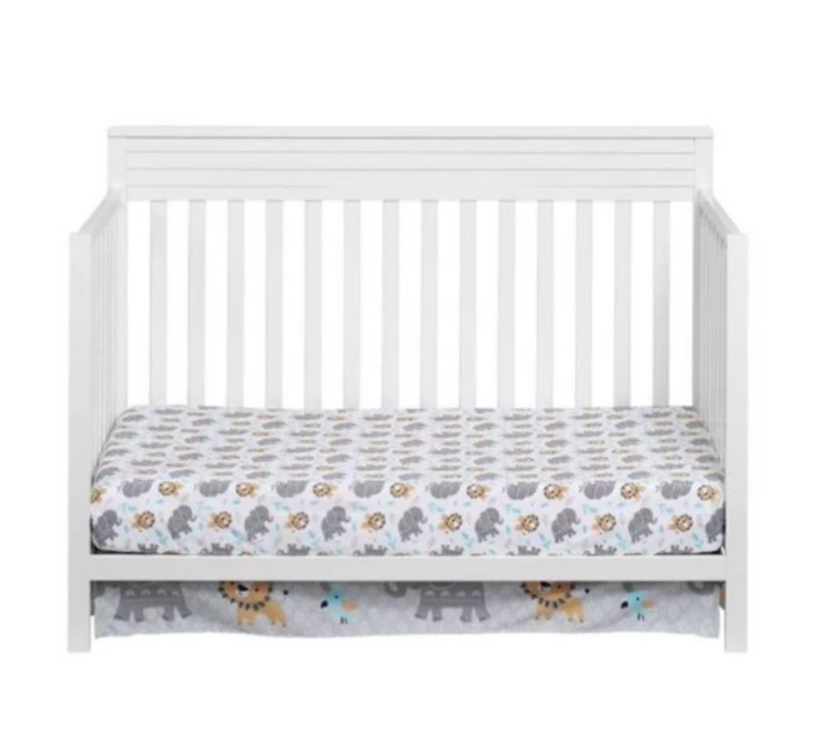 Like NEW White Crib WITH NEW mattress - photo 2