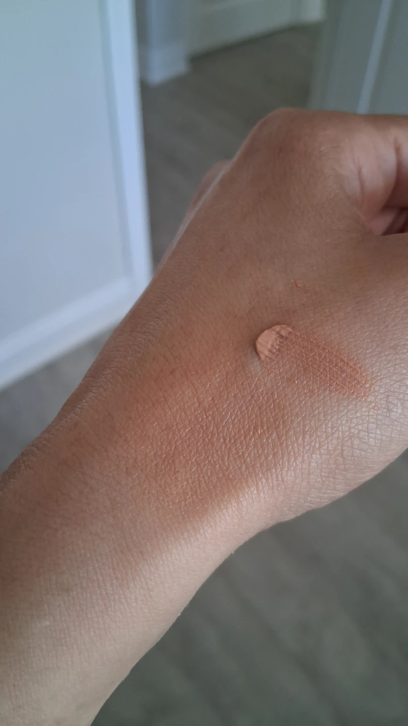 SPF 50 Tinted Face Sunscreen - photo 2