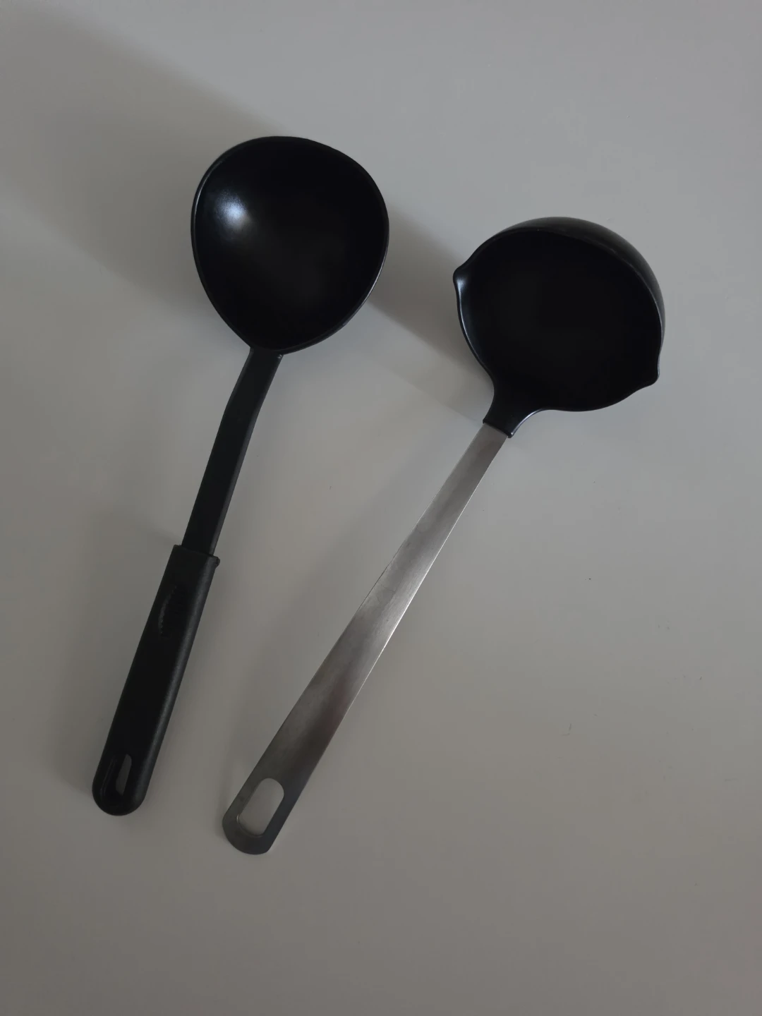 2 Soup ladles
