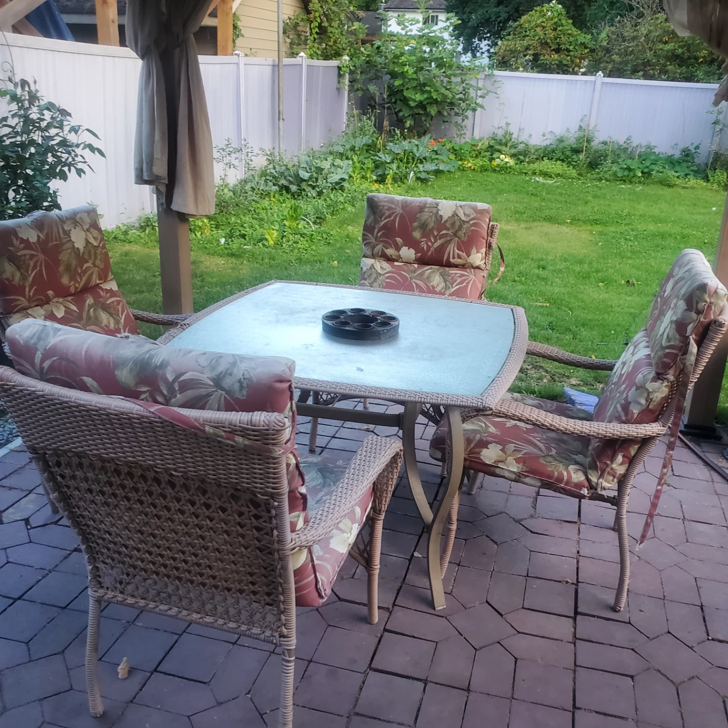Wicker patio dining set with glass table - photo 4
