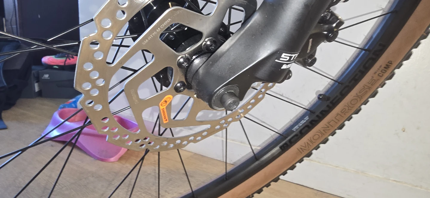 Trek Marlin 5 Large frame and 29in wheels. - photo 5