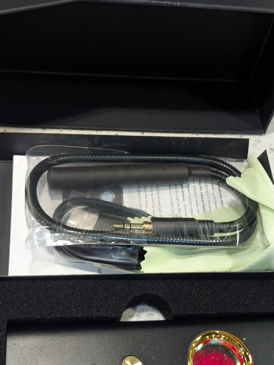 New! Hidden Camera Detector, Spy Finder, RF / Bug Detector - photo 5