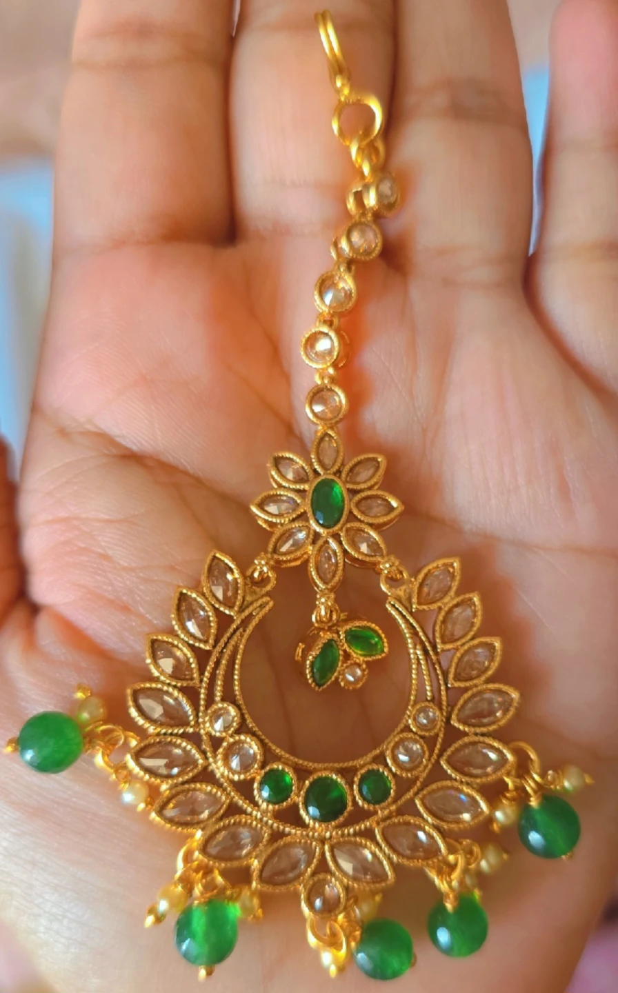 Gold-tone Necklace and Earring Set with Green Stones - photo 3