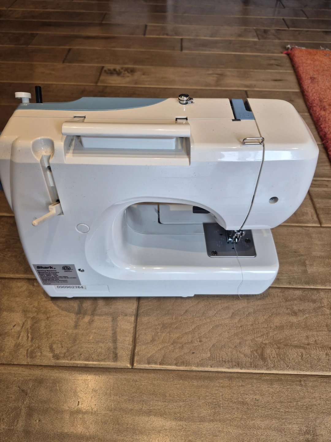 Shark 612C Sewing Machine - photo 3
