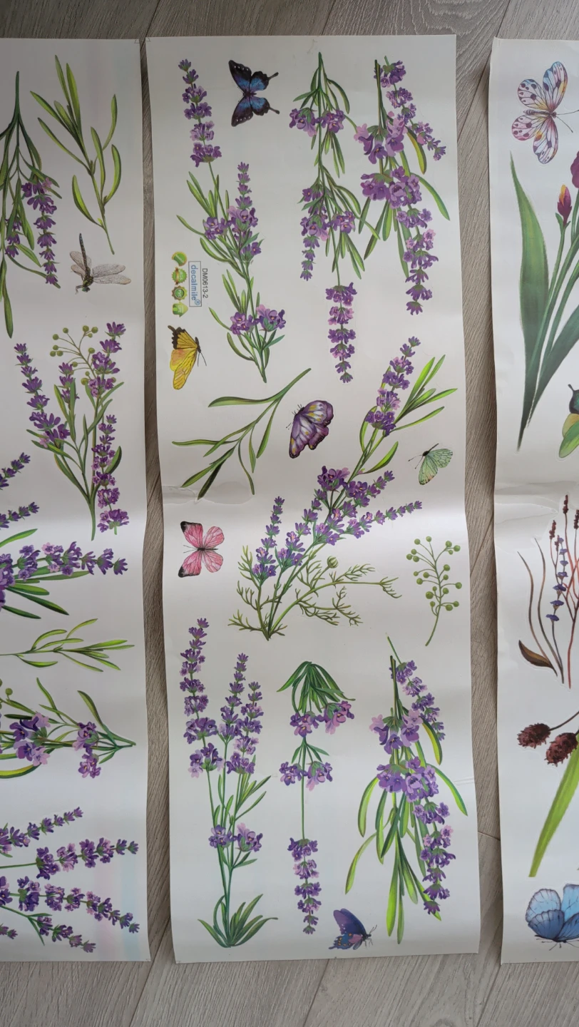 Floral and Butterfly Wall Decals - PVC - price is for all 4 - photo 2