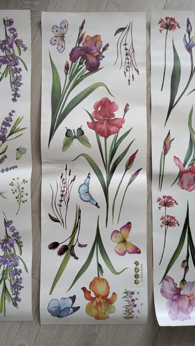 Floral and Butterfly Wall Decals - PVC - price is for all 4 - photo 3