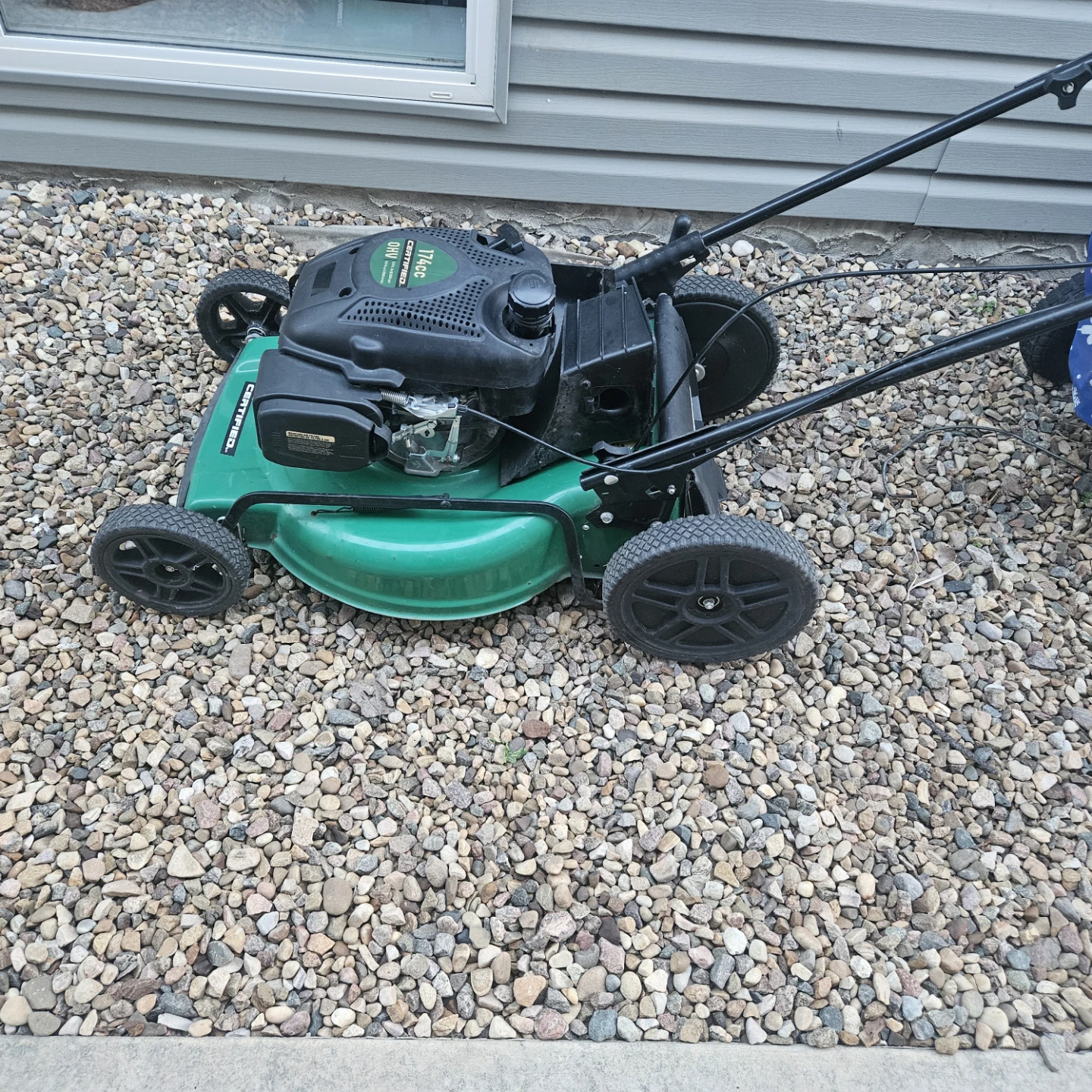 CERTIFIED 17.5" 174cc Push Mower with Bag - photo 3