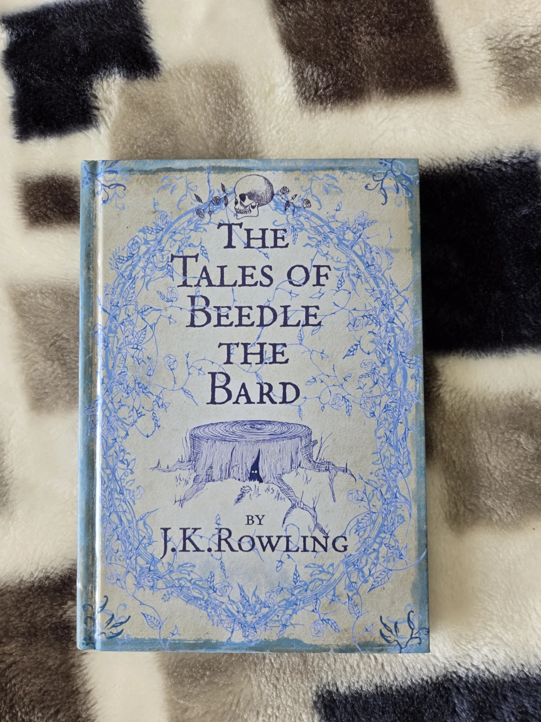 Harry Potter Boxed Set & The Tales of Beedle the Bard Books - photo 2