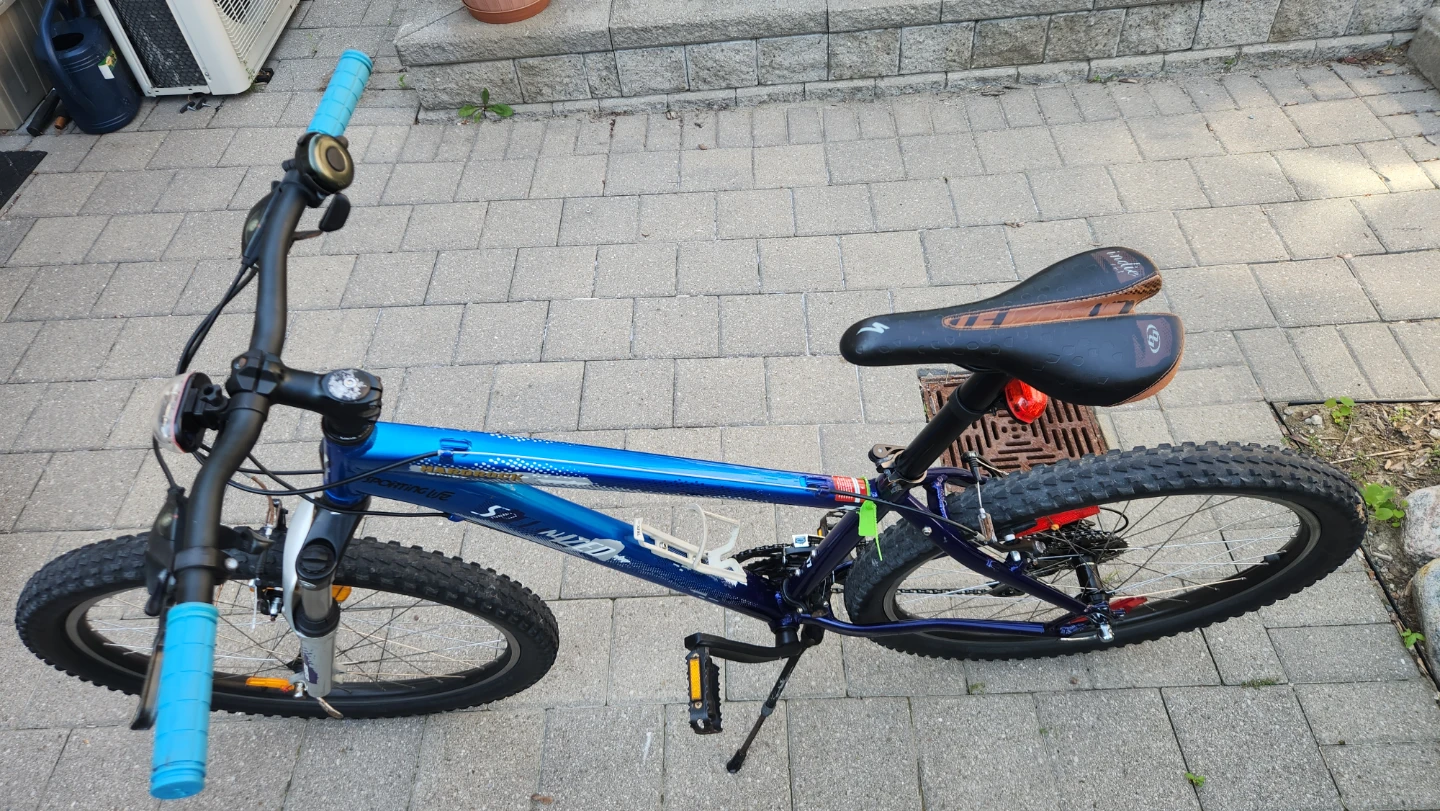 Specialized Hardrock Sport Mountain Bike - photo 5