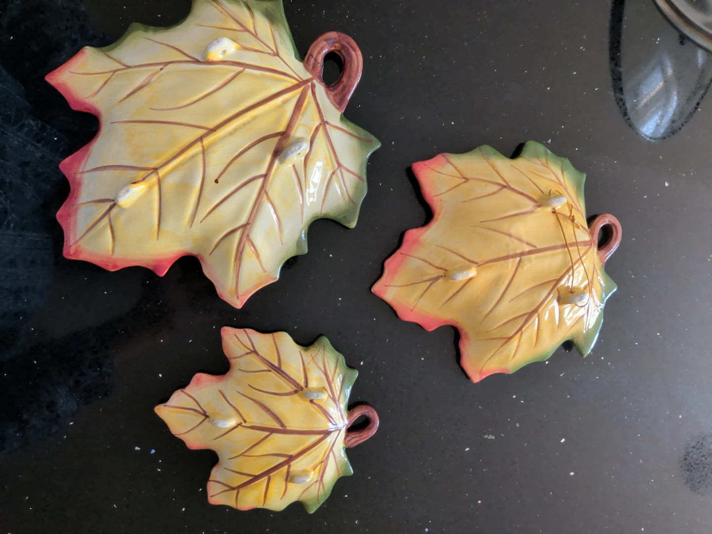 Leaf-shaped Decorative Trays (Set of 3) - photo 2