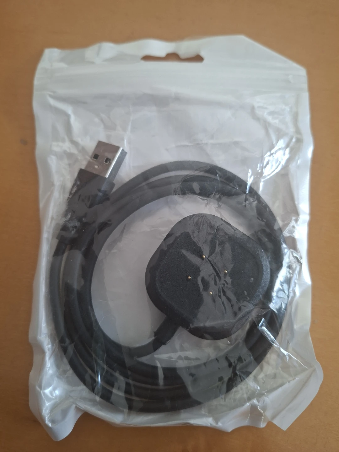 Charger for fit bit and  Versa 4 Black 2 Pack - photo 4