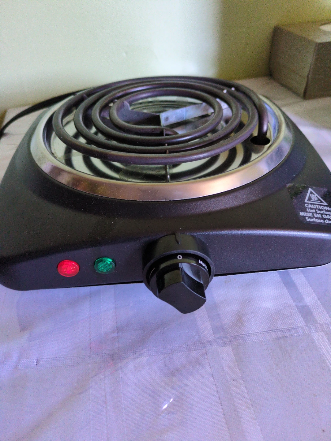 EVERYDAY ESSENTIALS 1000 W Single Burner Hotplate - photo 2