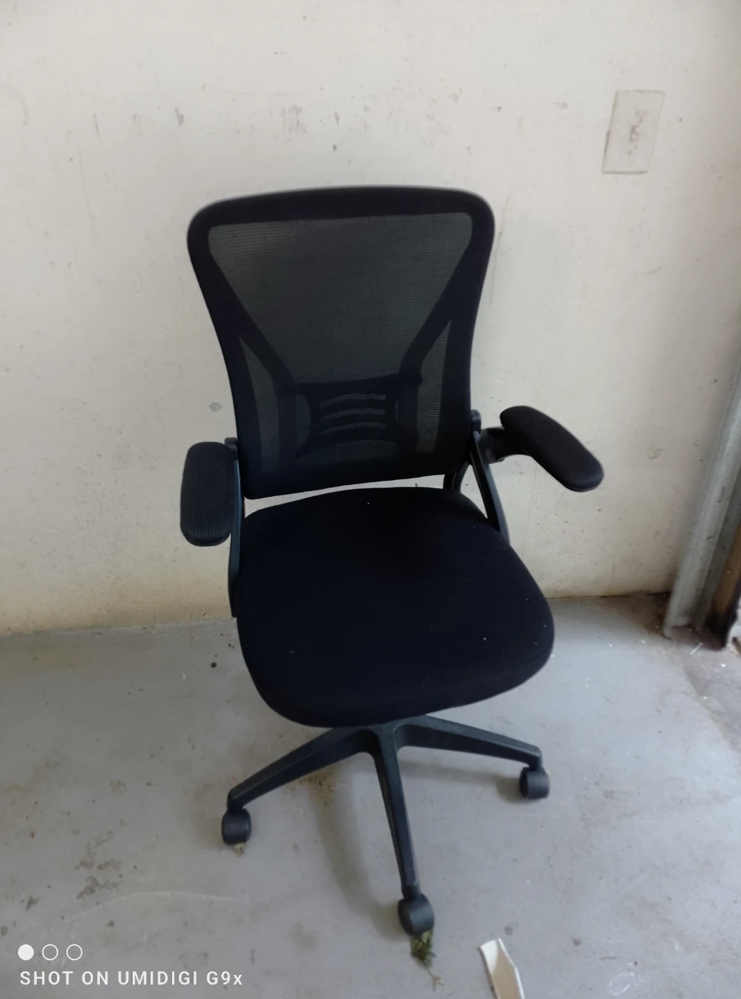 Black Mesh Office Chair