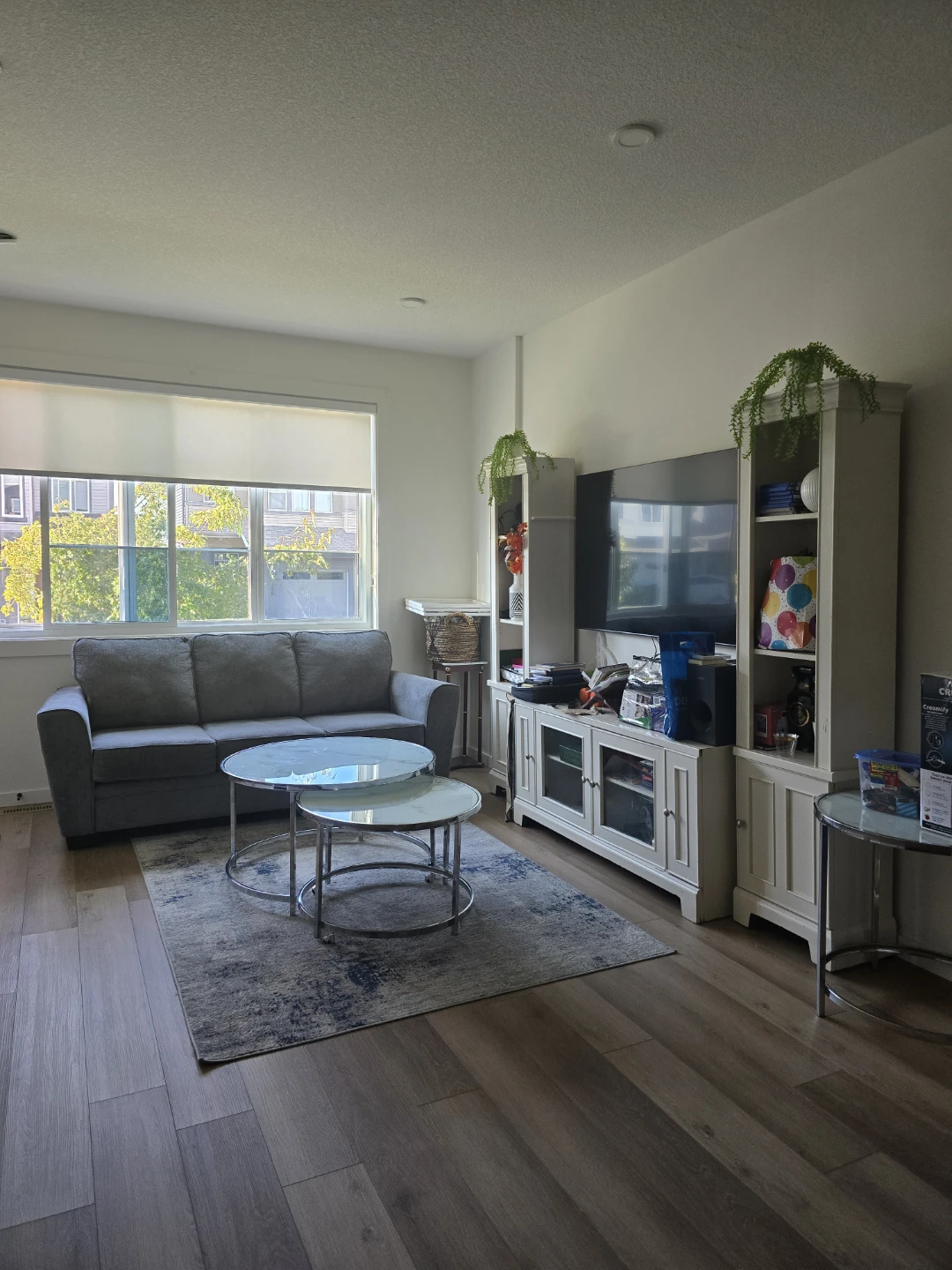 Moving sale! modern living room furniture in good  condition.