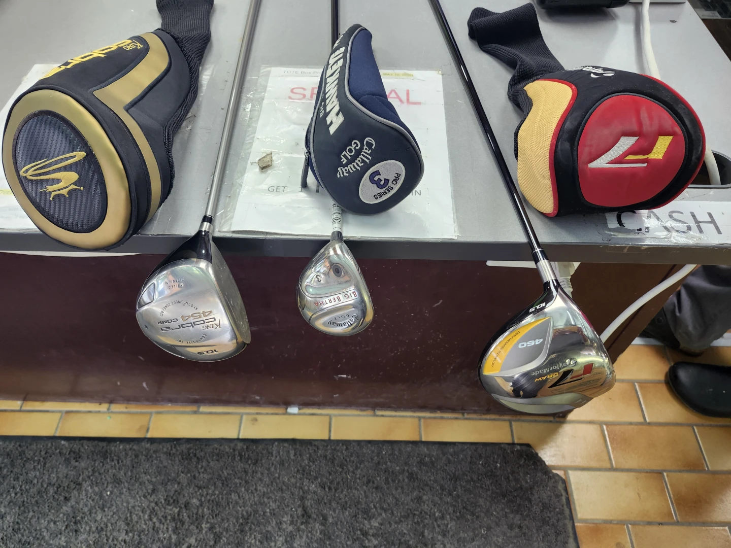 Callaway, Cleveland, TaylorMade Golf Drivers with Headcovers