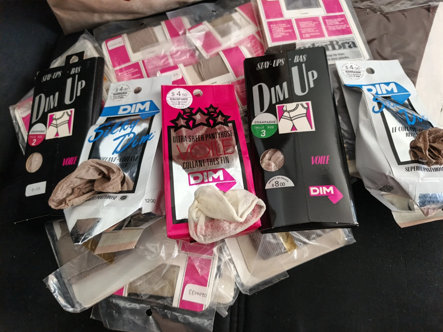 DIM Voile Ultra Sheer Pantyhose & WonderBra Hosiery Bundle - photo 3