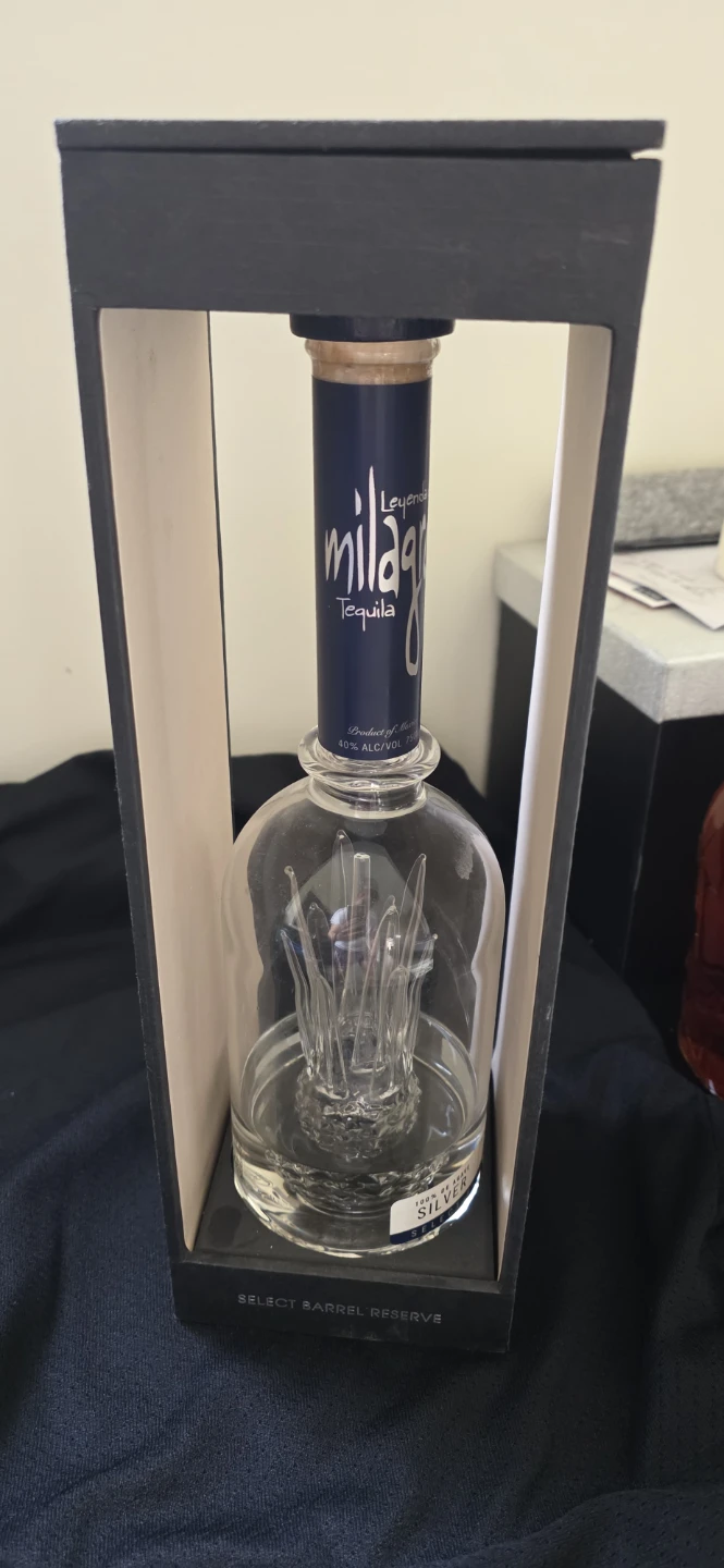 Milagro Select Barrel Reserve Silver Tequila Emty Bottle. - photo 2