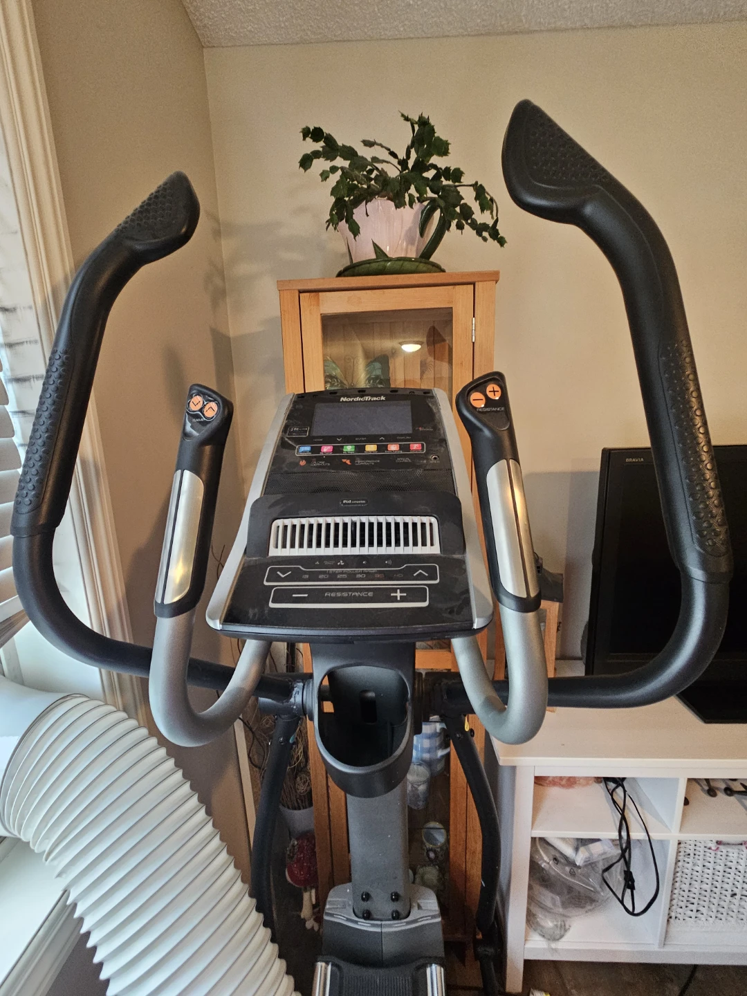 NordicTrack Total Body Toning Ramp Elliptical - photo 4
