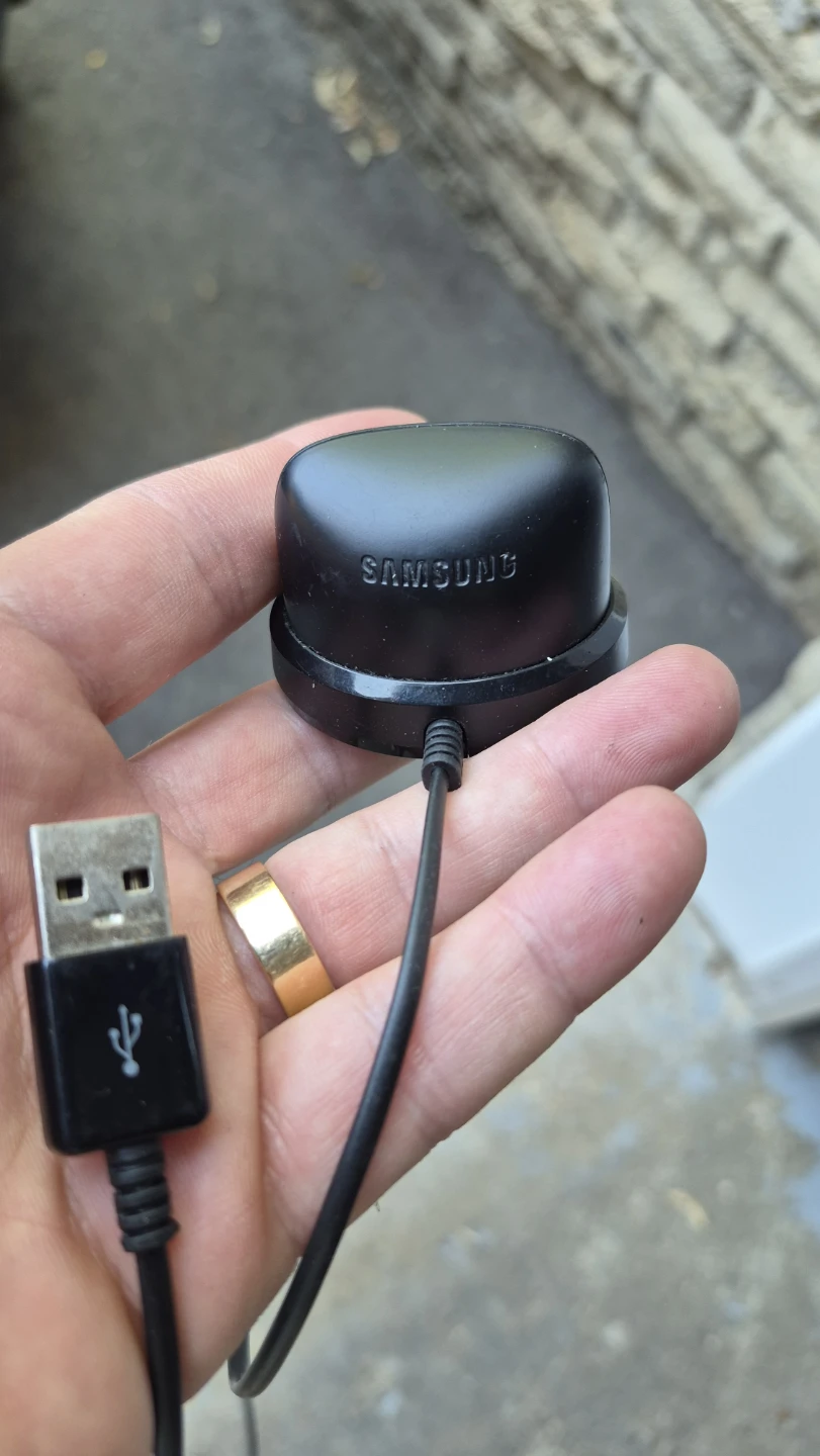 Samsung Charging Dock EP-YB360 - photo 3