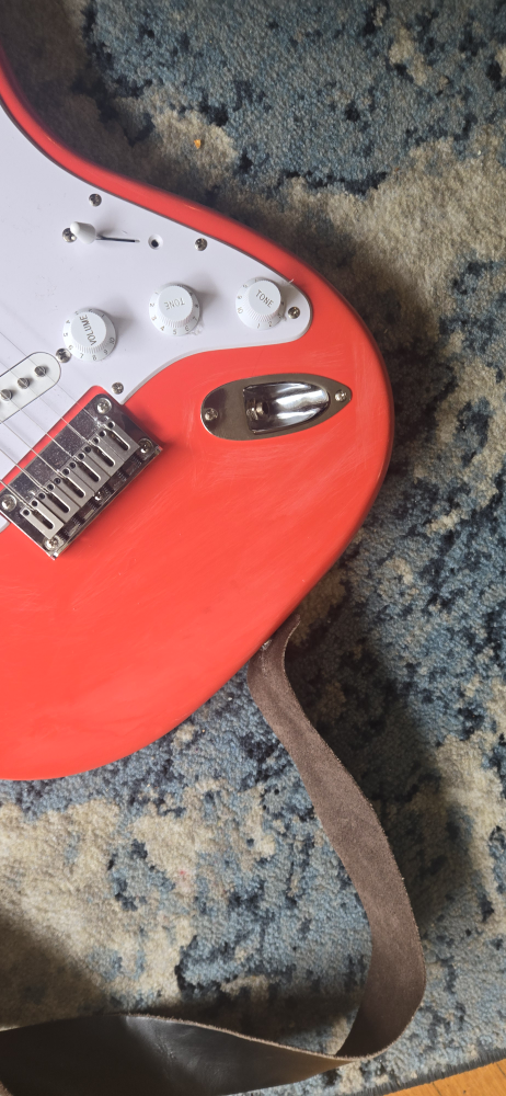 Squier Stratocaster Electric Guitar with Gig Bag - photo 2
