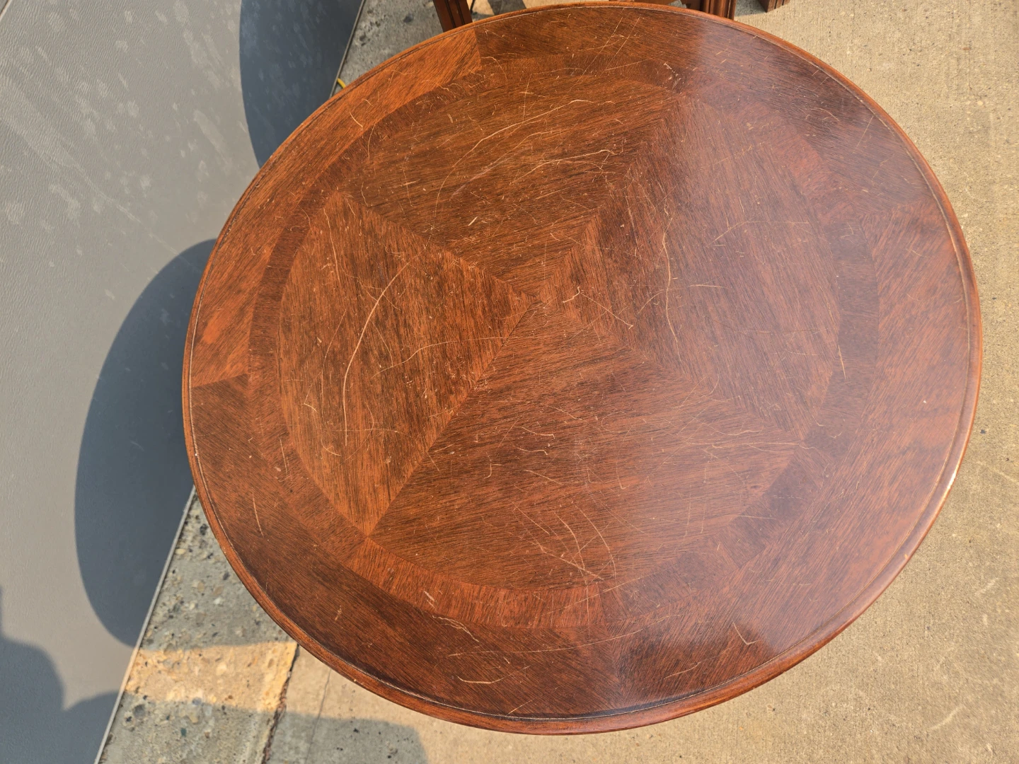Pair of vintage wooden side tables - photo 2