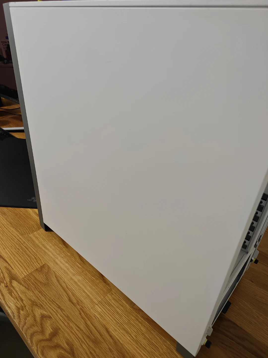 Corsair 4000D Airflow PC Case Chassis for Gaming PC Computer - photo 4