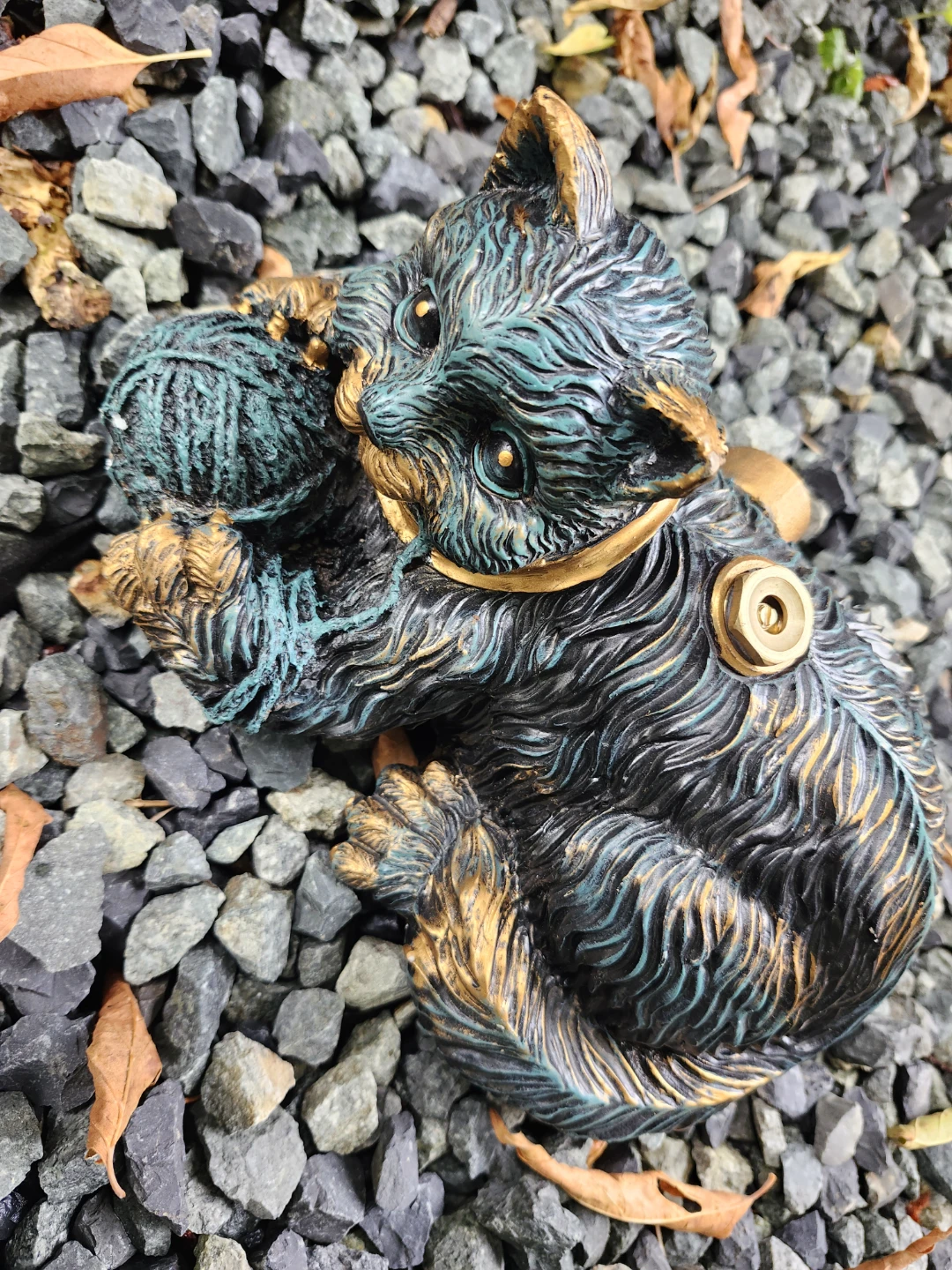 Decorative Cat Figurine water sprinkler
