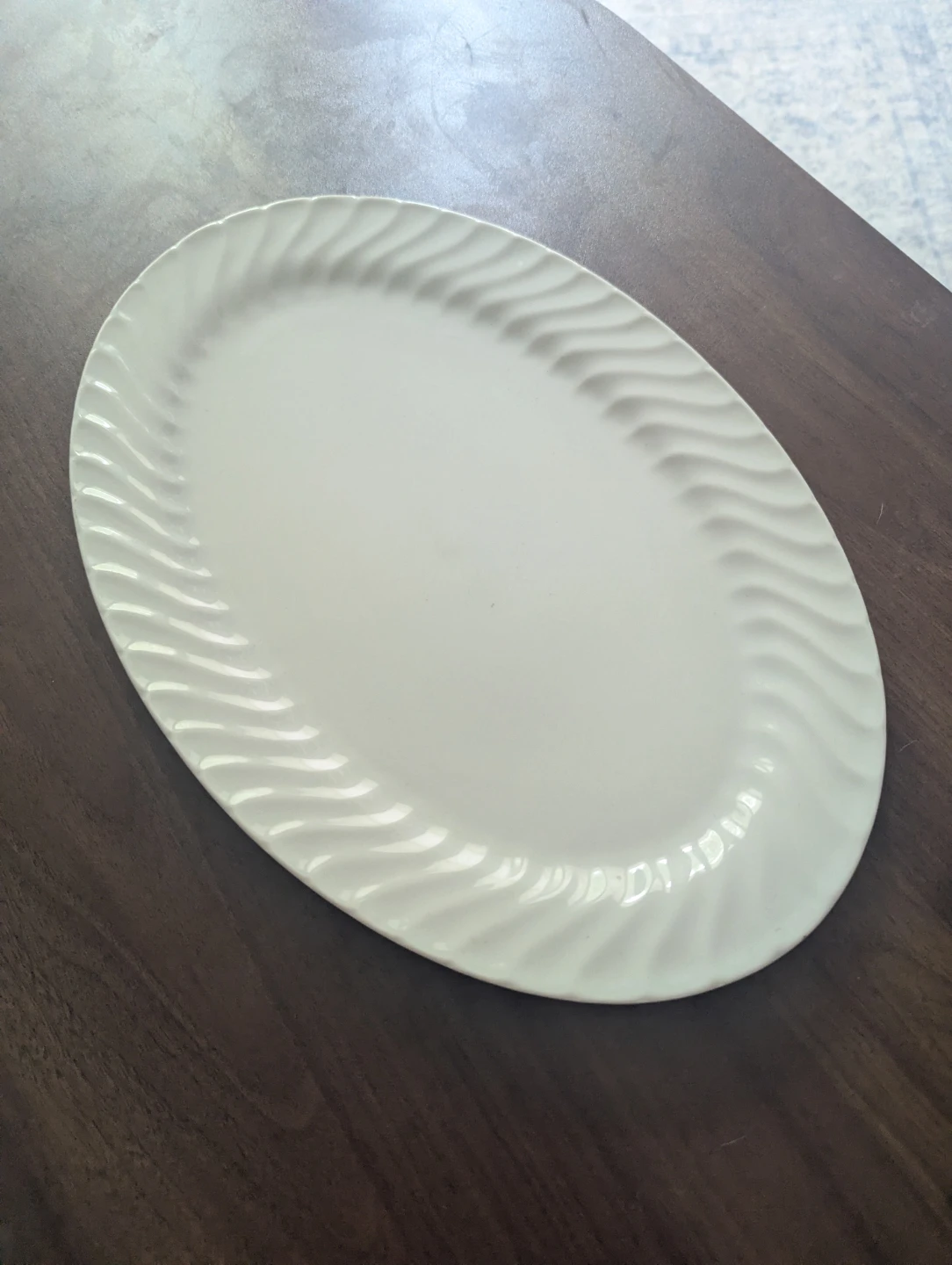 Gibson serving tray/platter