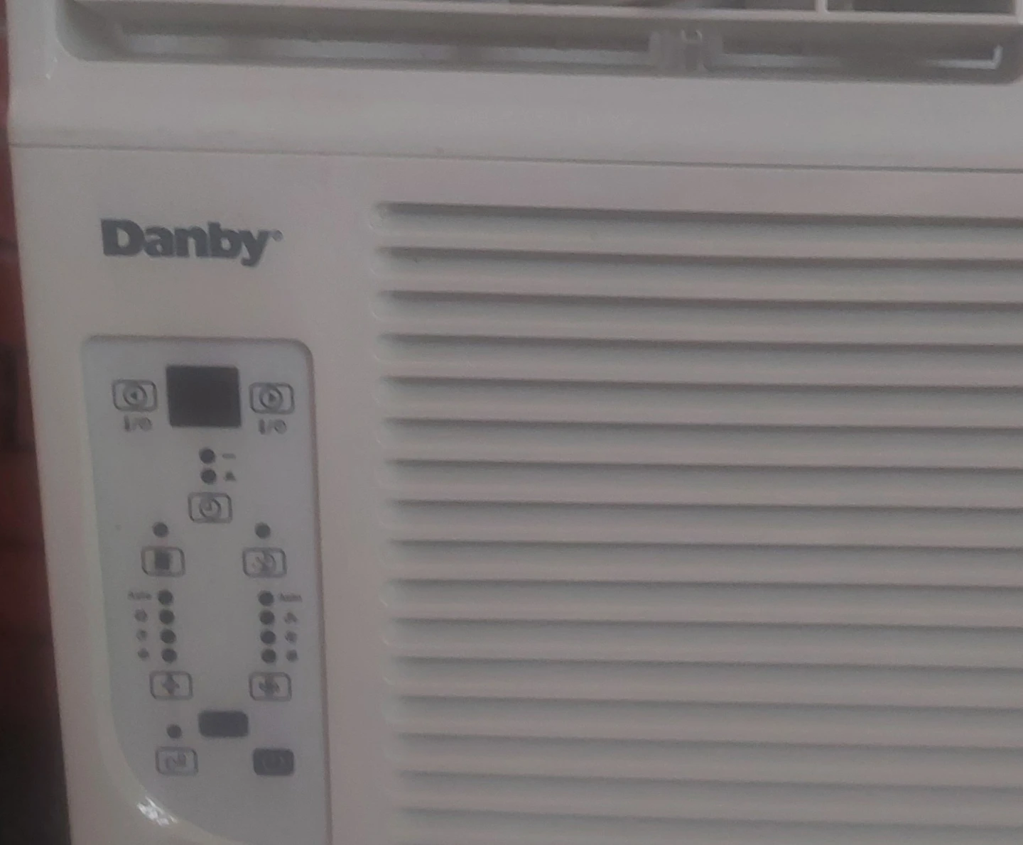 Danby Window Air Conditioner - photo 2