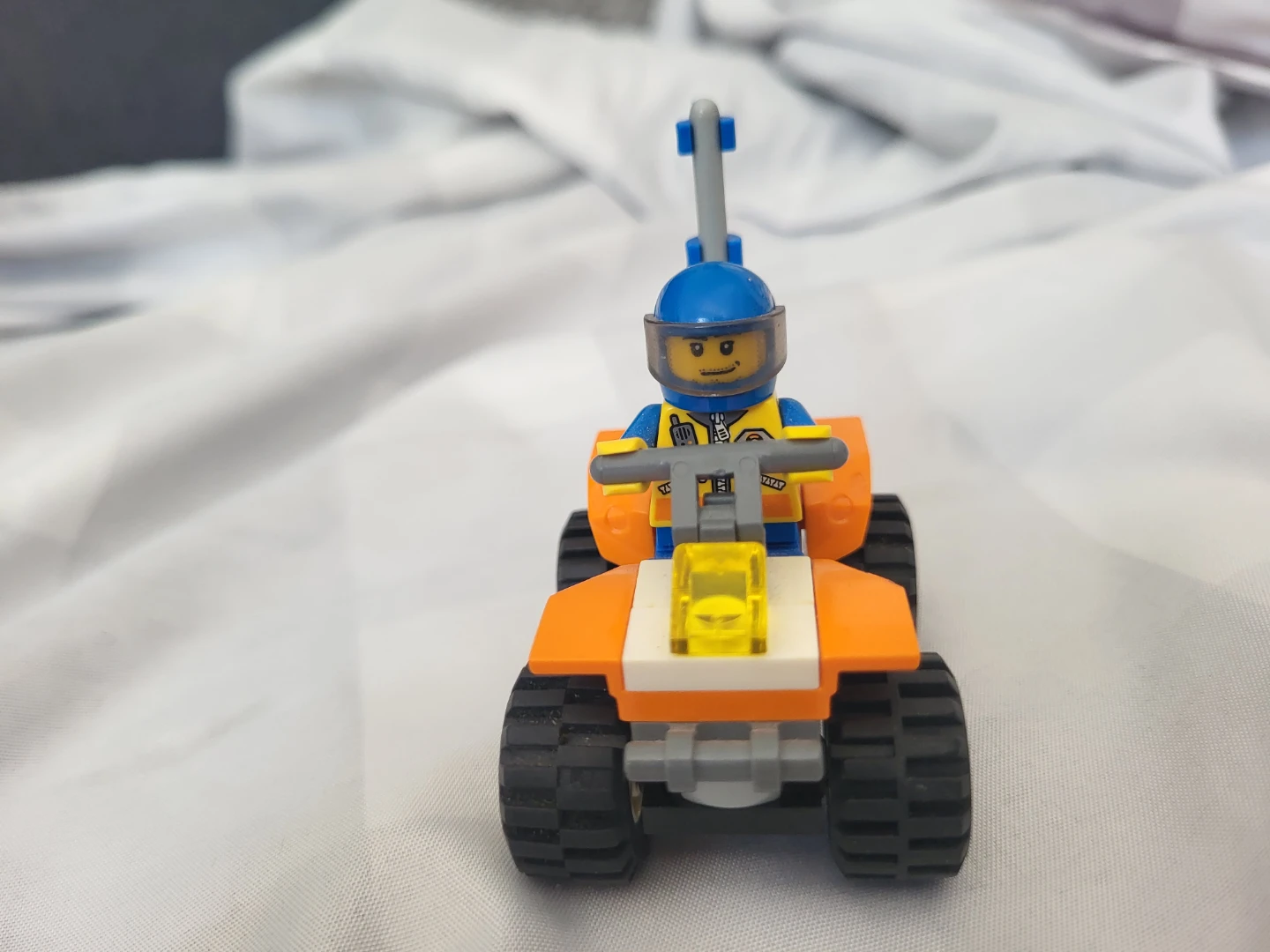 LEGO City Coastguard Quad Bike Set 7736 - photo 3