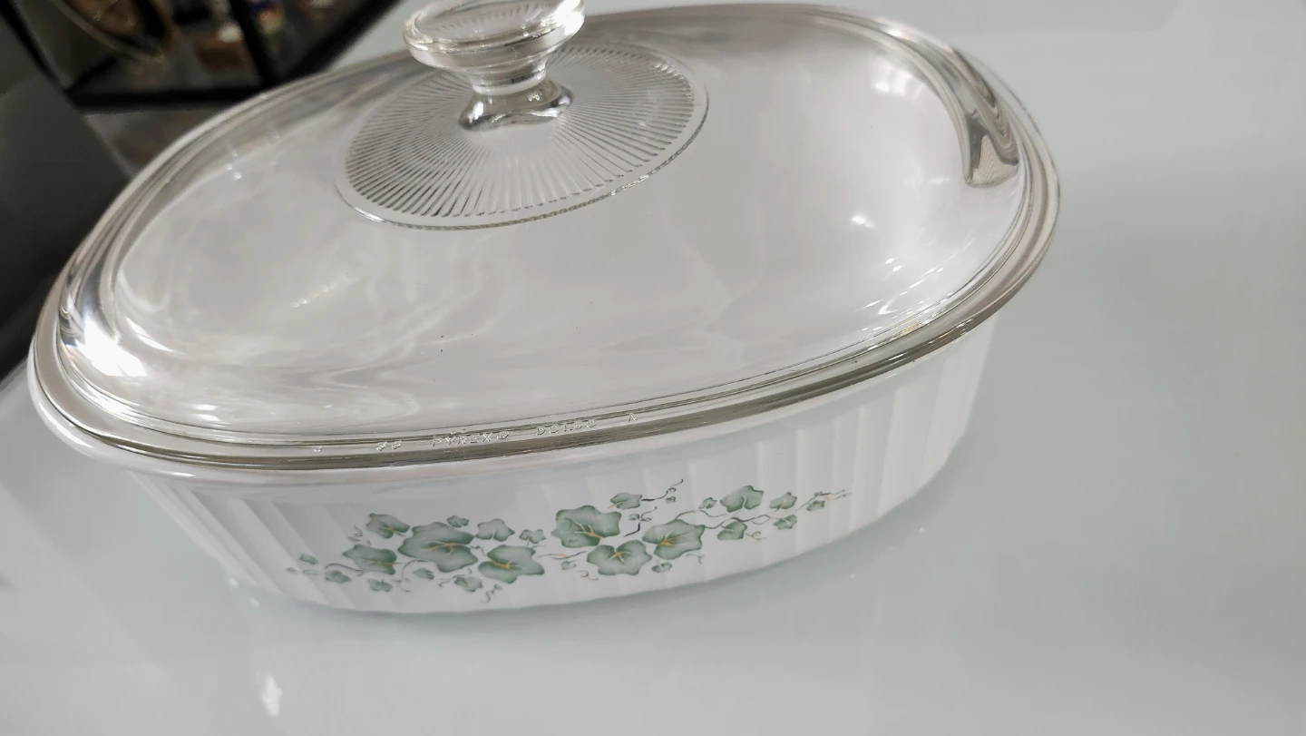 Corningware Glass Baking Dish with Lid - photo 3