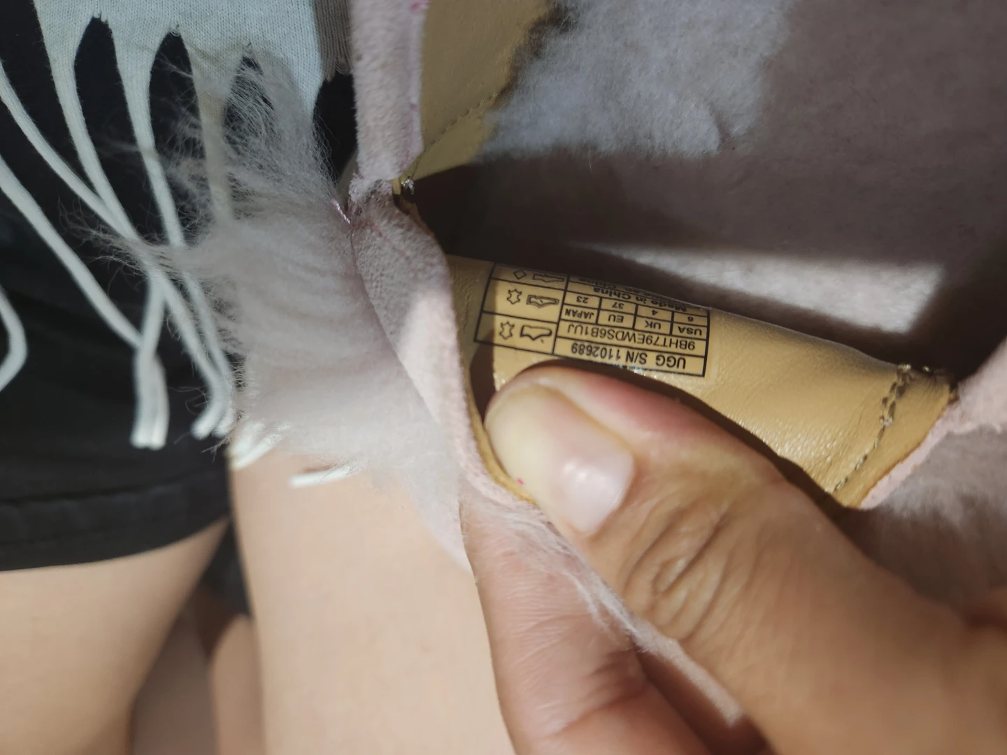 UGG Pink Suede Furry Loafer Moccasin Shoes - photo 4