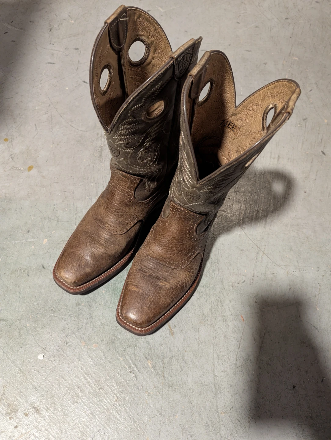 Ariat Brown Leather Cowboy Boots Heritage 7.5 EE