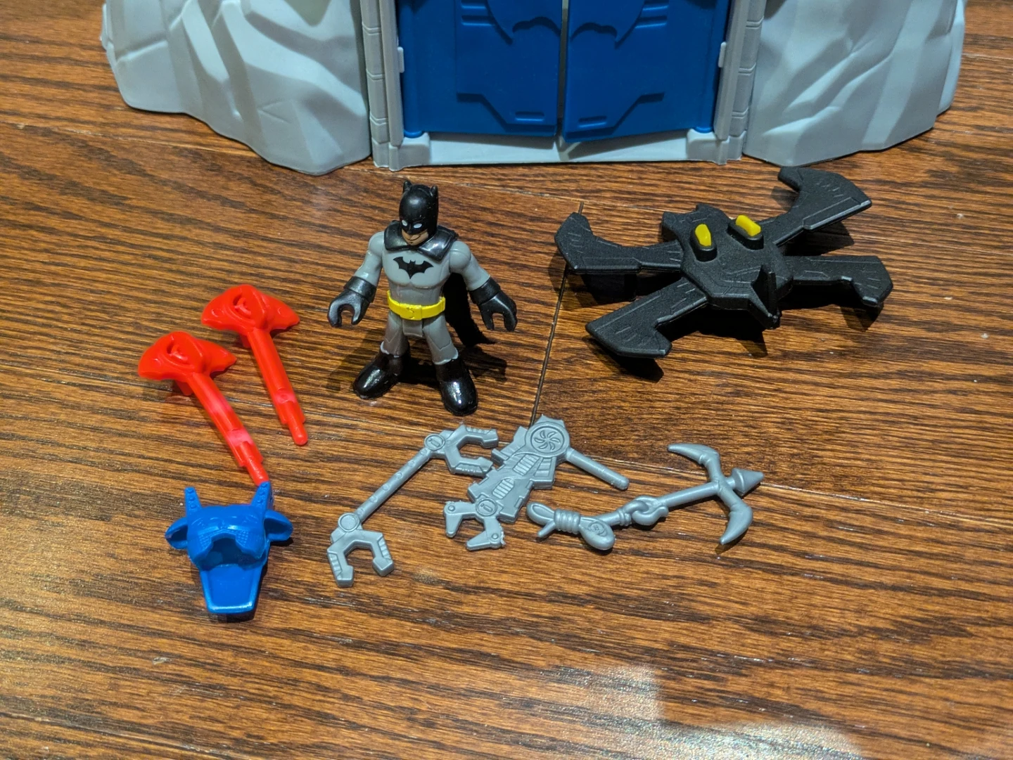 DC Super Friends Transforming Batcave Batman - photo 4