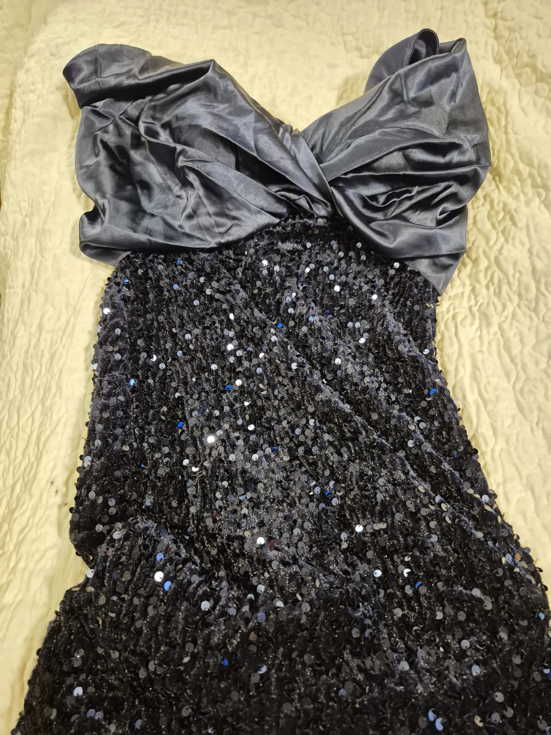 Beautiful sparkly long dress with sequins