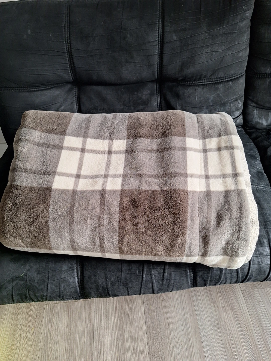 Plush Plaid Blanket