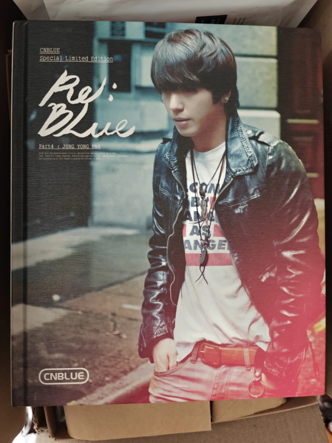 Kpop albums and photo essay book - photo 2