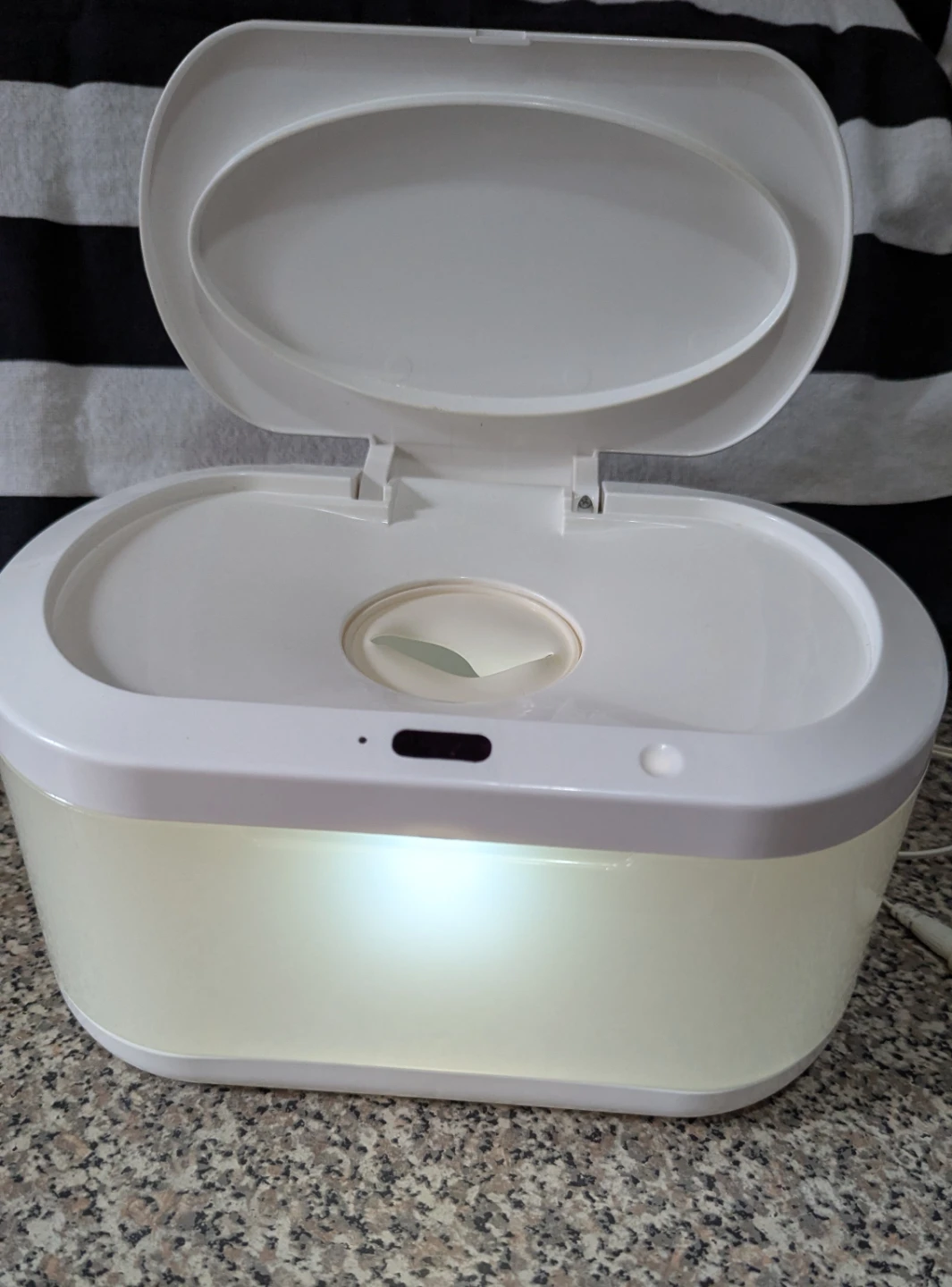 Munchkin White Baby Wipe Warmer with Light - photo 2